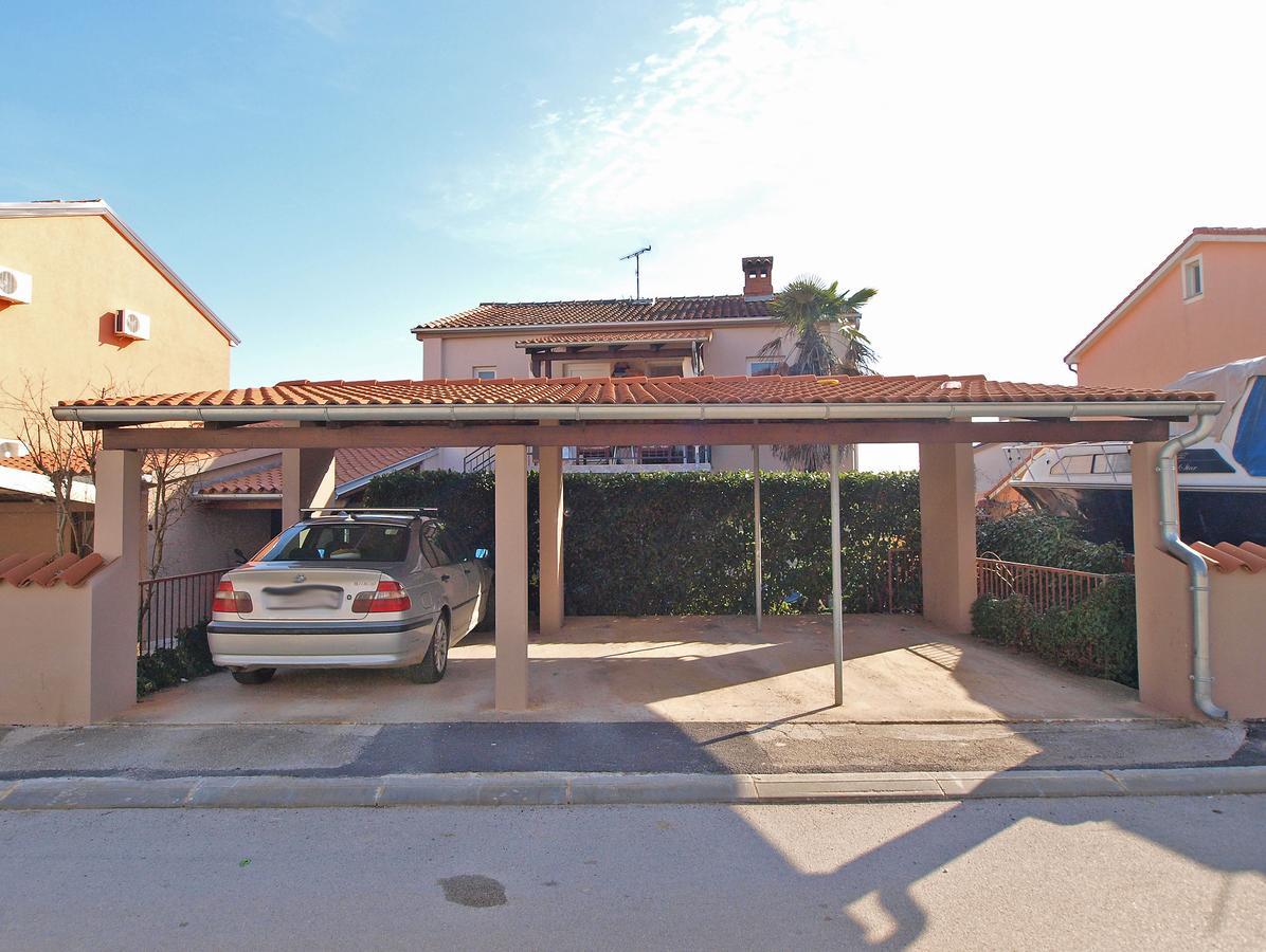 Apartment Mitar 1271 Fažana Екстериор снимка